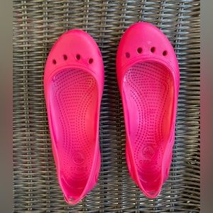Crocs Kadee Hot Pink Flats Size 6